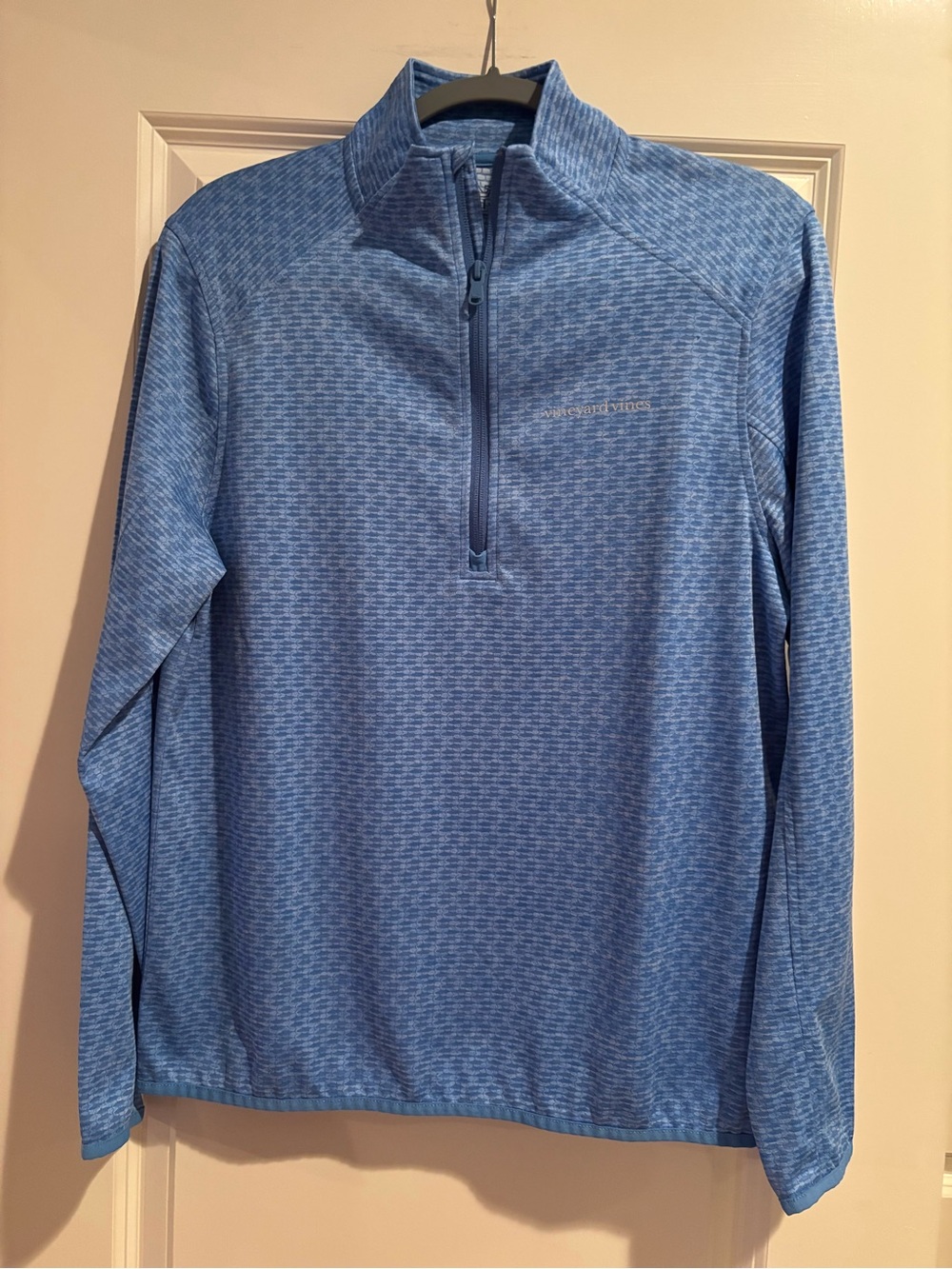 Vineyard Vines Women’s Light Blue Heathered Quarter-Zip Performance Top